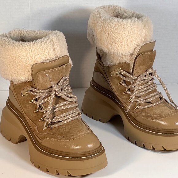 Ladies Platform Size 6.5 Boots - Picture 1 of 16